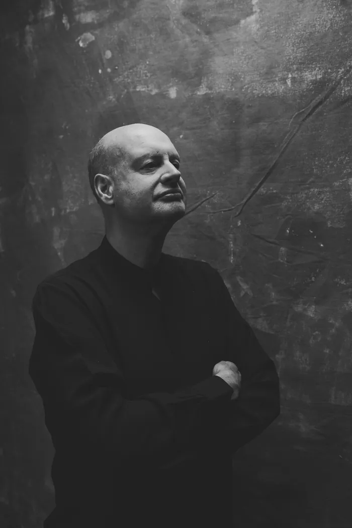 Stephen Layton